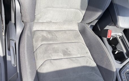 Volkswagen Tiguan II, 2018 год, 2 400 000 рублей, 17 фотография