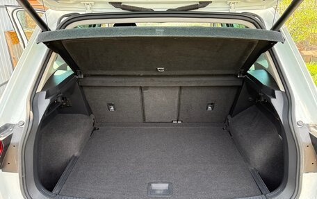Volkswagen Tiguan II, 2018 год, 2 400 000 рублей, 14 фотография