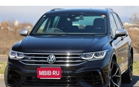 Volkswagen Tiguan II, 2022 год, 2 050 000 рублей, 2 фотография