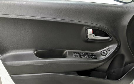KIA Picanto II, 2013 год, 840 000 рублей, 11 фотография