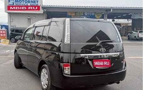 Toyota ISis I, 2012 год, 930 000 рублей, 5 фотография