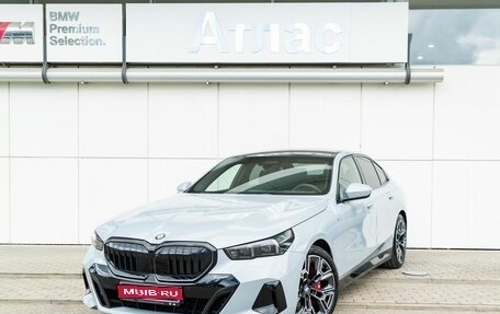 BMW 5 серия, 2026 год, 13 990 000 рублей, 1 фотография