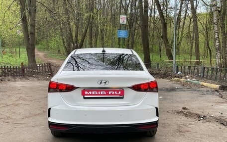 Hyundai Solaris II рестайлинг, 2021 год, 1 220 000 рублей, 6 фотография