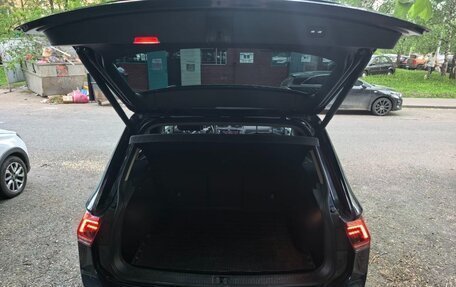 Volkswagen Tiguan II, 2018 год, 2 250 000 рублей, 6 фотография