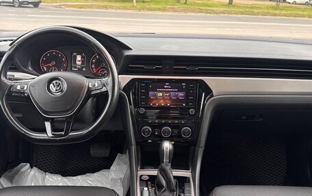 Volkswagen Passat B8 рестайлинг, 2020 год, 2 080 000 рублей, 12 фотография