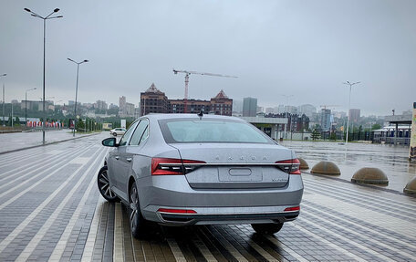 Skoda Superb III рестайлинг, 2025 год, 2 650 000 рублей, 6 фотография