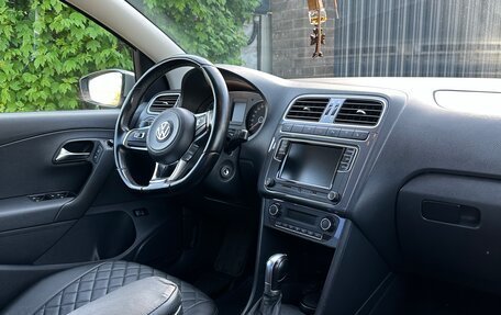 Volkswagen Polo VI (EU Market), 2018 год, 1 250 000 рублей, 12 фотография