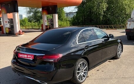 Mercedes-Benz E-Класс, 2021 год, 4 900 000 рублей, 4 фотография