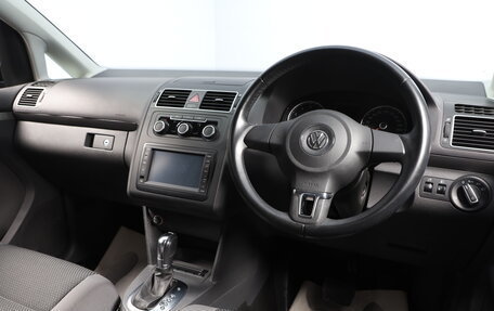 Volkswagen Touran III, 2012 год, 1 249 000 рублей, 10 фотография