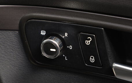 Volkswagen Touran III, 2012 год, 1 249 000 рублей, 15 фотография