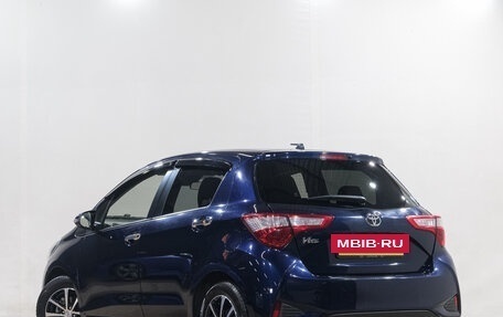 Toyota Vitz, 2018 год, 999 000 рублей, 5 фотография