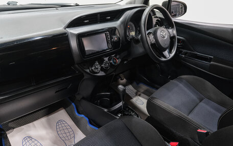 Toyota Vitz, 2018 год, 999 000 рублей, 14 фотография