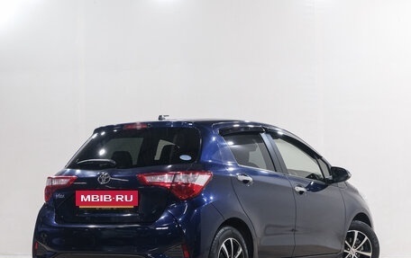 Toyota Vitz, 2018 год, 999 000 рублей, 7 фотография
