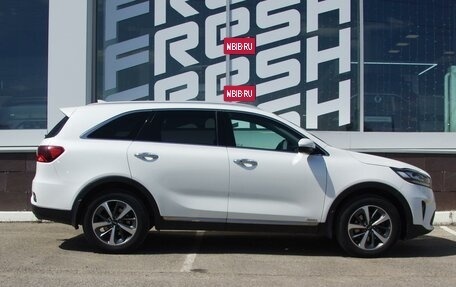 KIA Sorento III Prime рестайлинг, 2018 год, 2 750 000 рублей, 5 фотография