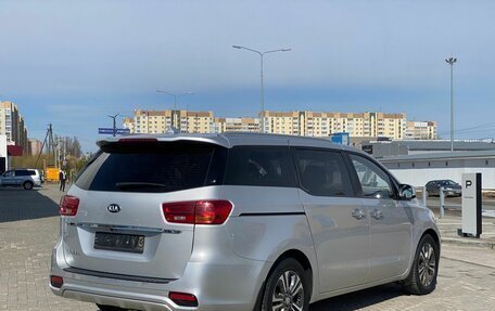 KIA Carnival III, 2019 год, 2 900 000 рублей, 4 фотография