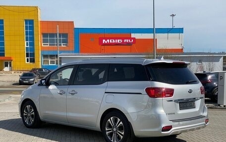 KIA Carnival III, 2019 год, 2 900 000 рублей, 6 фотография