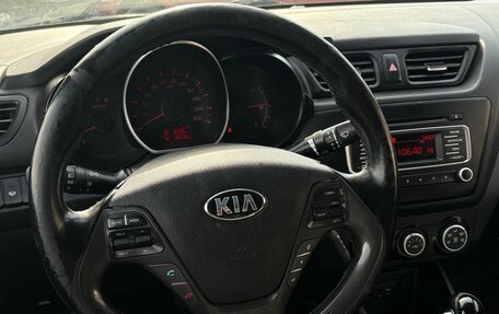 KIA Rio III рестайлинг, 2015 год, 865 000 рублей, 20 фотография