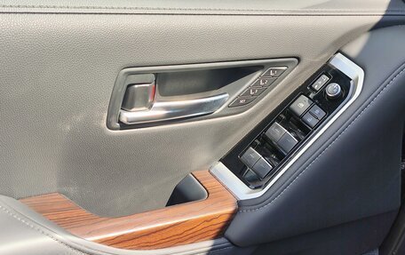 Toyota Land Cruiser, 2024 год, 13 000 000 рублей, 10 фотография