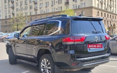 Toyota Land Cruiser, 2024 год, 13 000 000 рублей, 3 фотография