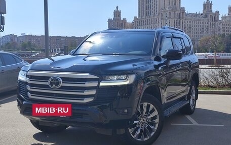 Toyota Land Cruiser, 2024 год, 13 000 000 рублей, 2 фотография