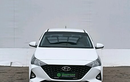 Hyundai Solaris II рестайлинг, 2021 год, 1 765 000 рублей, 2 фотография