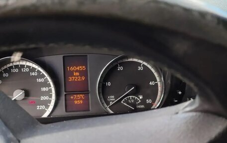 Mercedes-Benz Viano, 2013 год, 3 000 000 рублей, 6 фотография