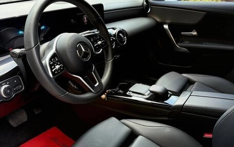 Mercedes-Benz A-Класс, 2022 год, 2 230 000 рублей, 6 фотография