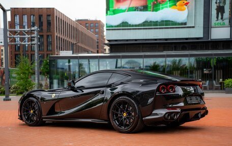 Ferrari 812, 2020 год, 36 500 000 рублей, 4 фотография