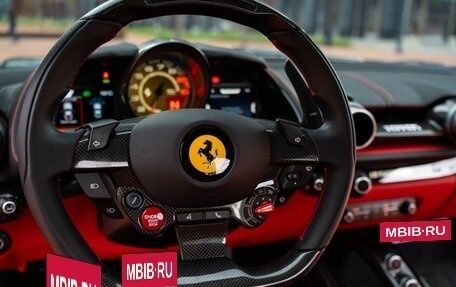 Ferrari 812, 2020 год, 36 500 000 рублей, 9 фотография