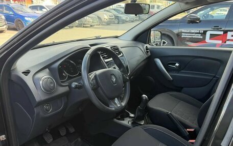 Renault Sandero II рестайлинг, 2016 год, 900 000 рублей, 10 фотография