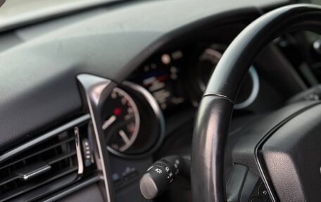Toyota Camry, 2021 год, 3 395 000 рублей, 8 фотография