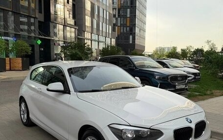 BMW 1 серия, 2012 год, 1 500 000 рублей, 3 фотография
