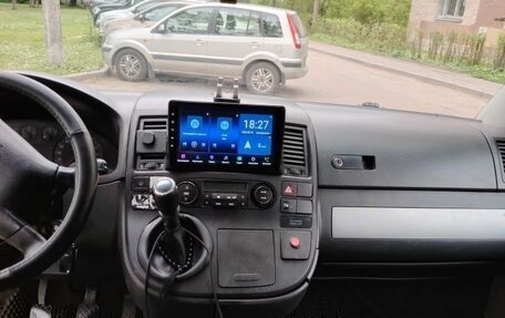 Volkswagen Multivan T5, 2003 год, 1 180 000 рублей, 3 фотография