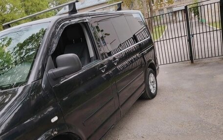 Volkswagen Multivan T5, 2003 год, 1 180 000 рублей, 2 фотография