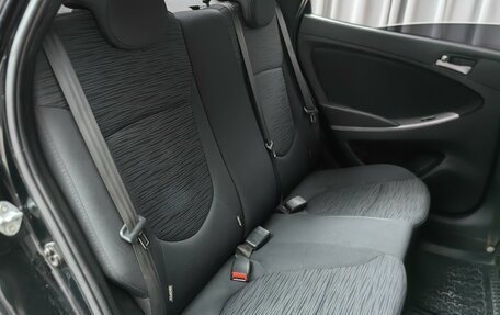 Hyundai Solaris II рестайлинг, 2015 год, 915 000 рублей, 9 фотография