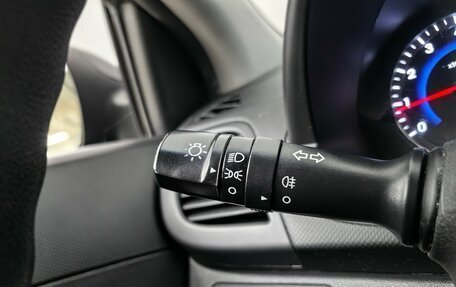 Hyundai Solaris II рестайлинг, 2015 год, 915 000 рублей, 19 фотография