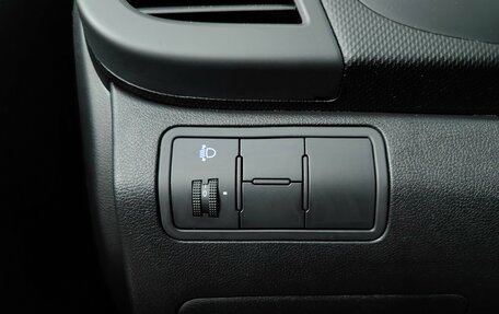 Hyundai Solaris II рестайлинг, 2015 год, 915 000 рублей, 21 фотография