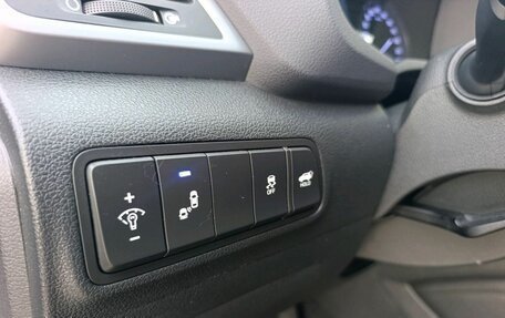 Hyundai Tucson III, 2018 год, 2 400 000 рублей, 11 фотография