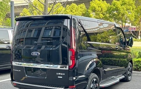 Ford Tourneo Custom I рестайлинг, 2024 год, 4 390 750 рублей, 4 фотография