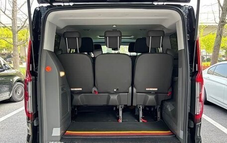 Ford Tourneo Custom I рестайлинг, 2024 год, 4 390 750 рублей, 23 фотография