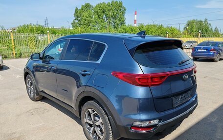 KIA Sportage IV рестайлинг, 2019 год, 2 199 000 рублей, 4 фотография
