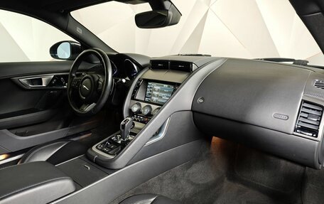 Jaguar F-Type I рестайлинг 2, 2015 год, 4 440 000 рублей, 13 фотография