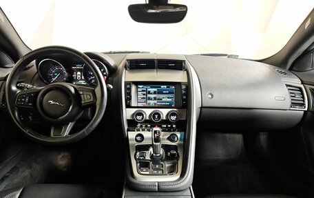 Jaguar F-Type I рестайлинг 2, 2015 год, 4 440 000 рублей, 15 фотография