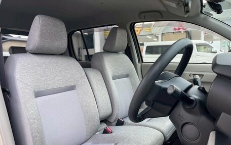 Toyota Passo III, 2018 год, 727 000 рублей, 8 фотография