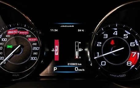 Jaguar F-Type I рестайлинг 2, 2015 год, 4 440 000 рублей, 16 фотография