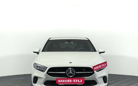 Mercedes-Benz A-Класс, 2019 год, 2 397 000 рублей, 2 фотография