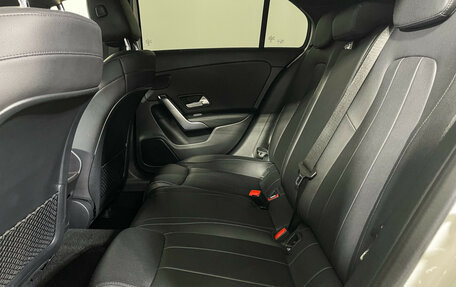 Mercedes-Benz A-Класс, 2019 год, 2 397 000 рублей, 10 фотография