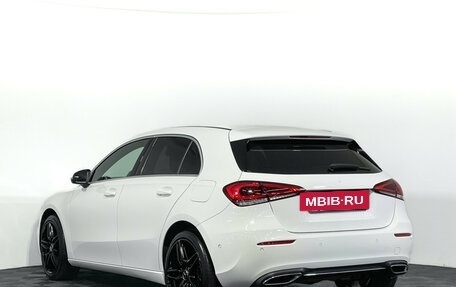 Mercedes-Benz A-Класс, 2019 год, 2 397 000 рублей, 7 фотография