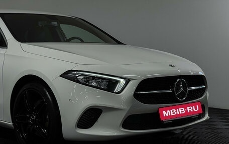 Mercedes-Benz A-Класс, 2019 год, 2 397 000 рублей, 20 фотография