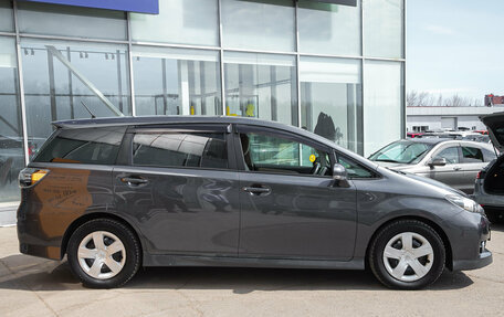 Toyota Wish II, 2012 год, 1 199 000 рублей, 6 фотография